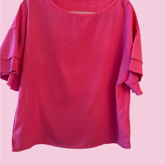 Pink ruffle blouse - Picture 1 of 8
